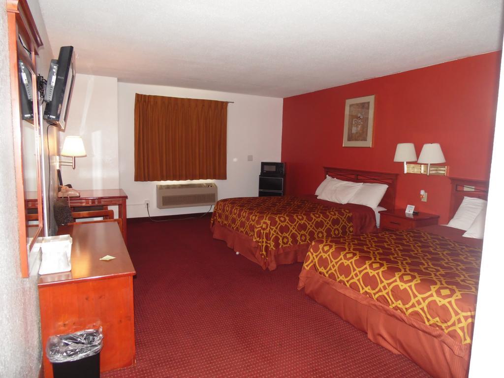 American Inn & Suites Boone Pokoj fotografie