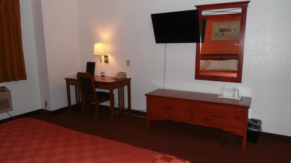 American Inn & Suites Boone Exteriér fotografie